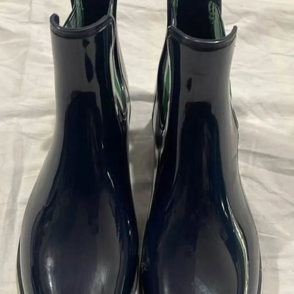 Shoes women’s size 9 Lauren Ralphlauren navy  Blue Chelsea Rain Boots